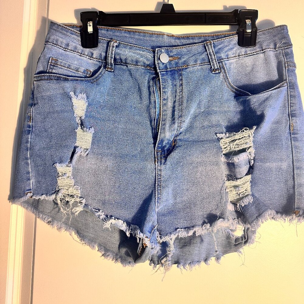 SHEIN Size 1XL Raw Hem Ripped Denim Shorts